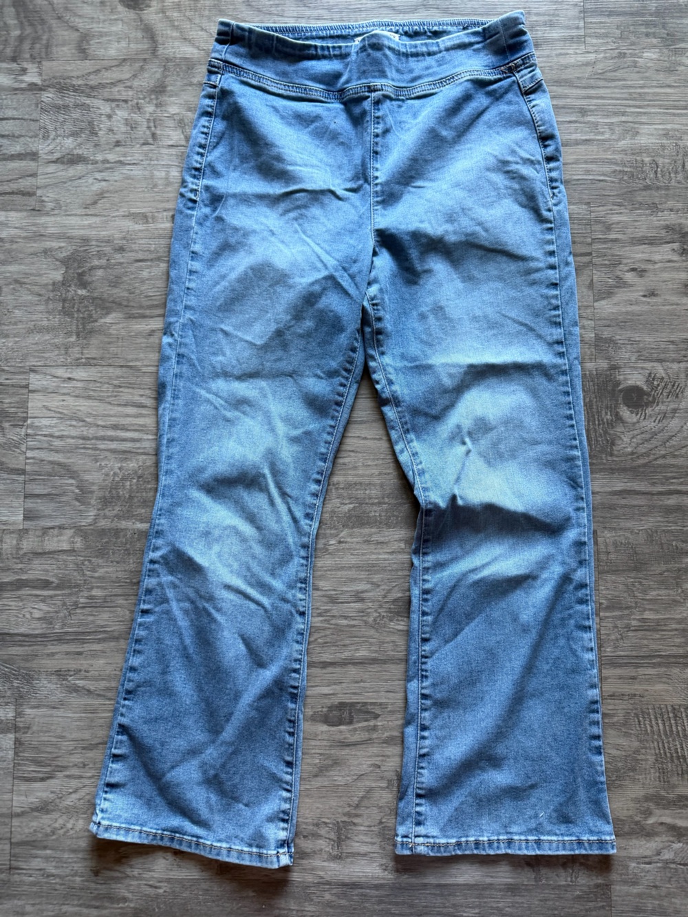 We The Free Women's Light Blue Pull On Boot Cut Jeans - So soft and stretchy!
